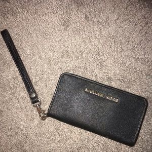 Michael Kors Bags - Michael Kors wrist wallet Michael Kors Bags - Michael Kors wrist wallet